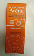 Сонцезахисний крем для нормальної та сухої чутливої шкіри Авене Avene Cream Very High Protection SPF 50+