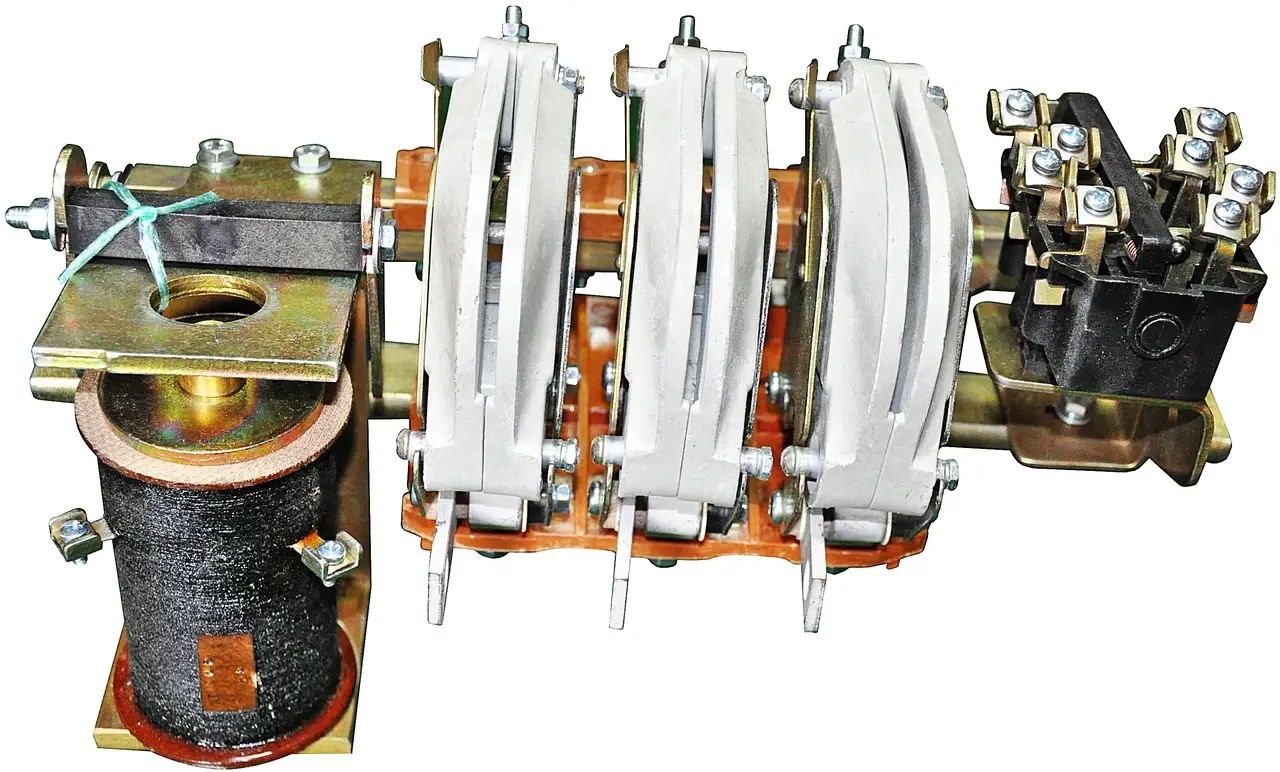 Контактор КТП 6033