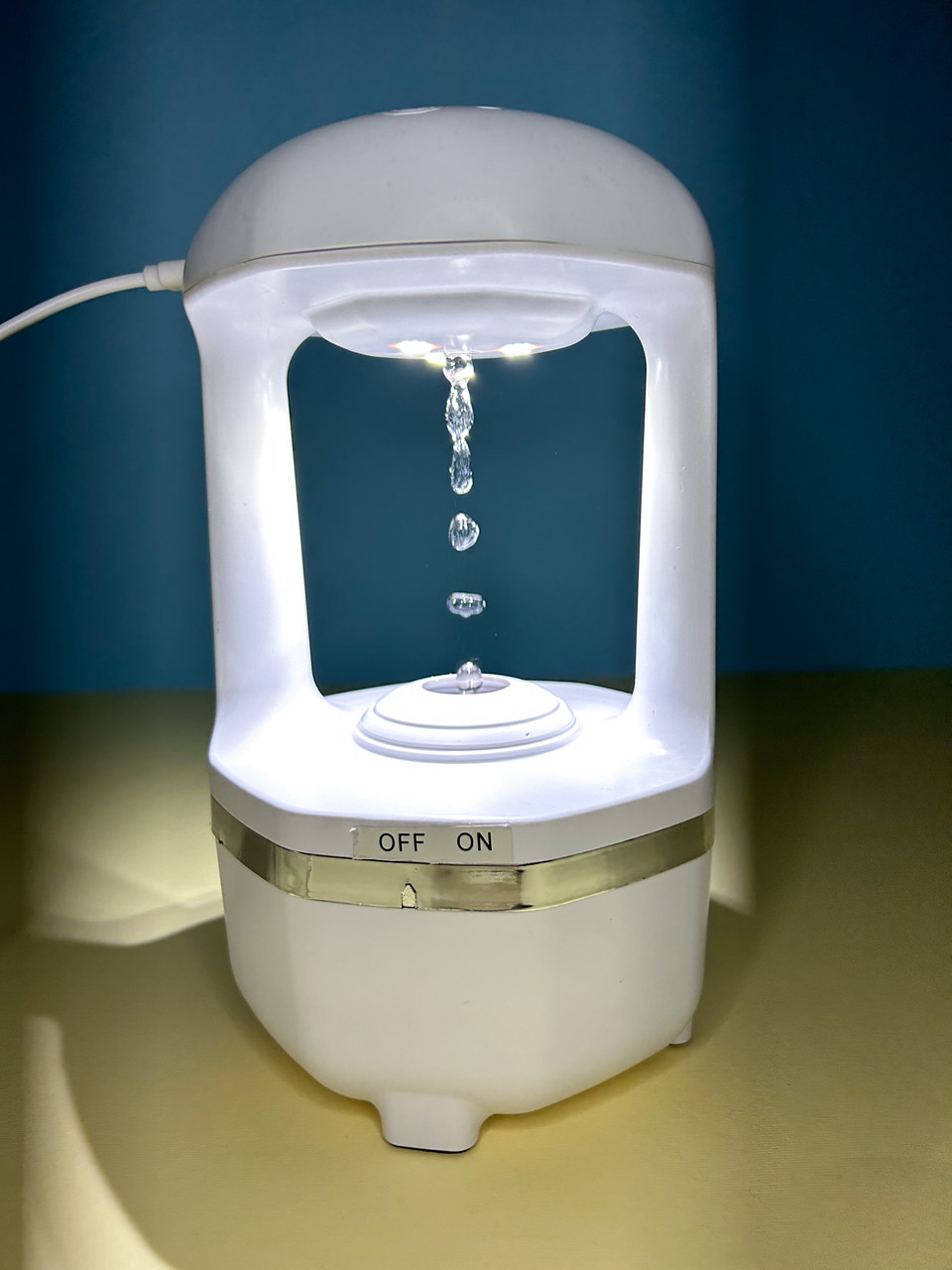 Антигравітаційний крапельний зволожувач повітря 500 мл "DROP HUMIDIFIER" MH-068, білий