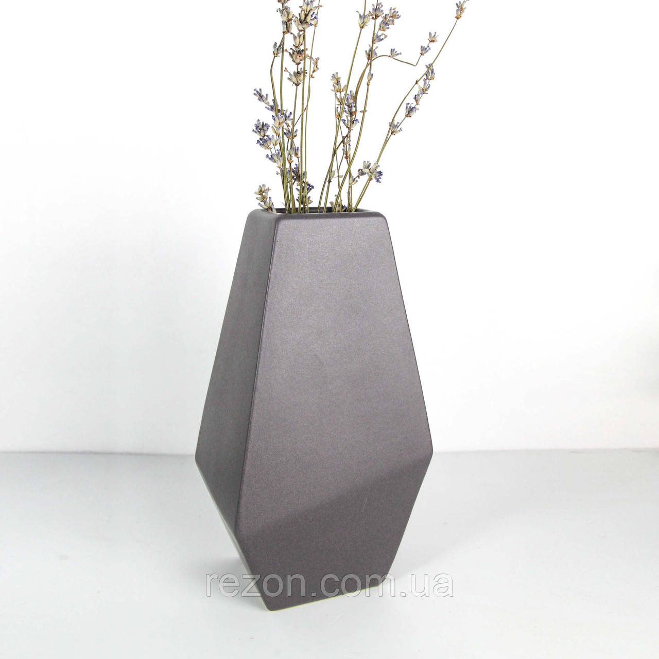 Ваза керамічна для квітів настільна 25 см "Геометрія" сірий мат Rezon V013
