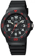 Наручные мужские водонепроницаемые часы Q&Q VR18J006Y черные, с полимерным ремешком