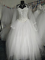 Весільна сукня  42-44 розміру, б/в, цiна 950 гривень