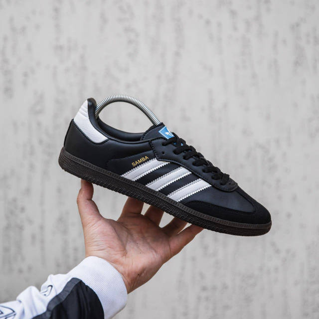 Кроссовки мужские черные Adidas Samba Black White (12752) Магазин