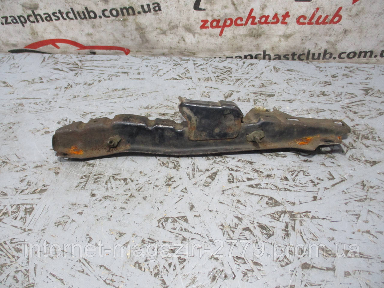 Панель замка капота MB502703 9997435 Galant 88-92r Mitsubishi, фото 1