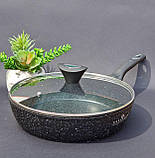 Велика глибока сковорідка 26 см 2.7 л із кришкою Edenberg EB-5716 Сковорода з мармуровим антипригарним покриттям, фото 2