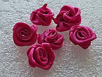 Троянди декоративні з атласних стрічок. Колір - рожевий. Розмір 15 мм, №2
