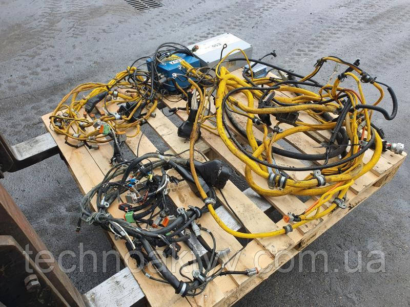 LIEBHER R 974 C Електрика