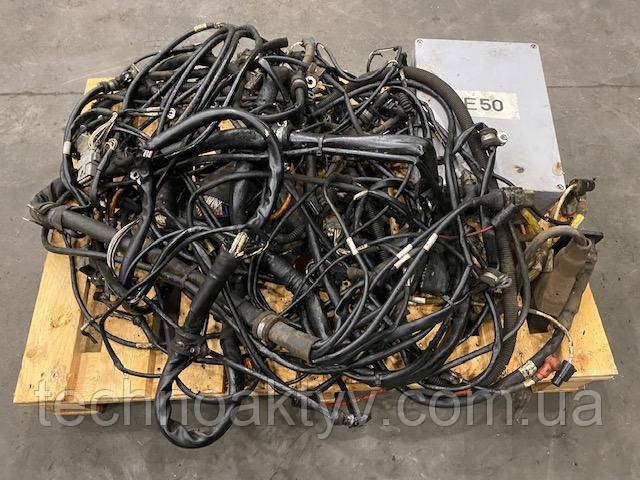 LIEBHERR 904 C Проводка електрична