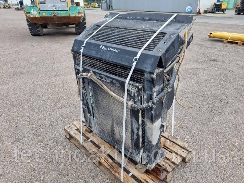 LIEBHERR 924 COMPACT Радіатор охолодження