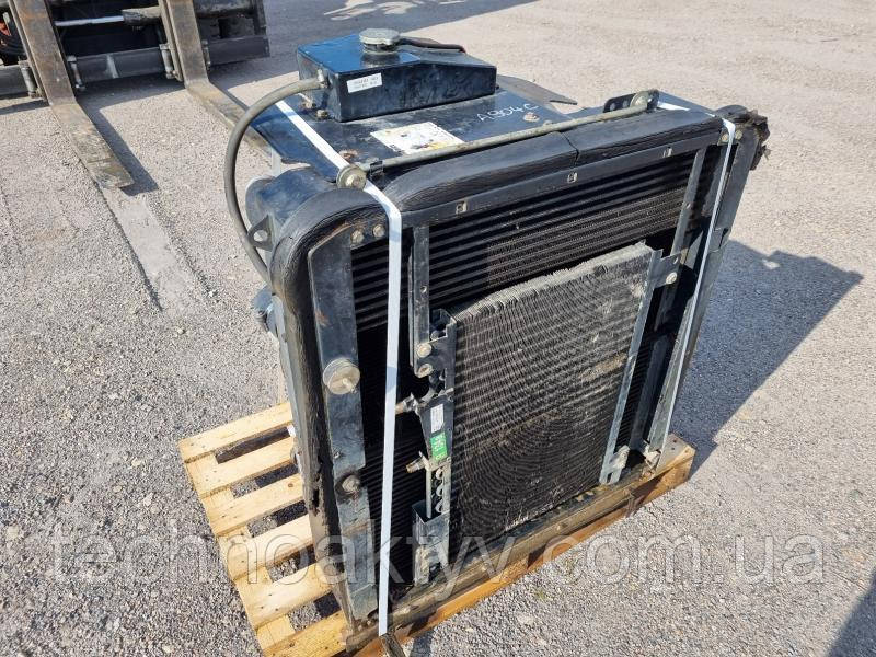 LIEBHERR A 904 C Радіатор охолодження