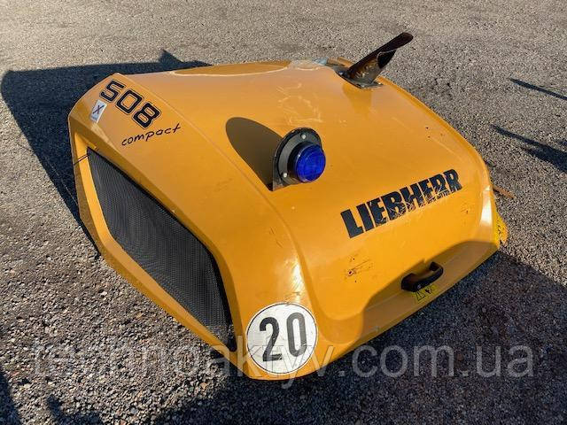 LIEBHERR L 508 C Кришка двигуна