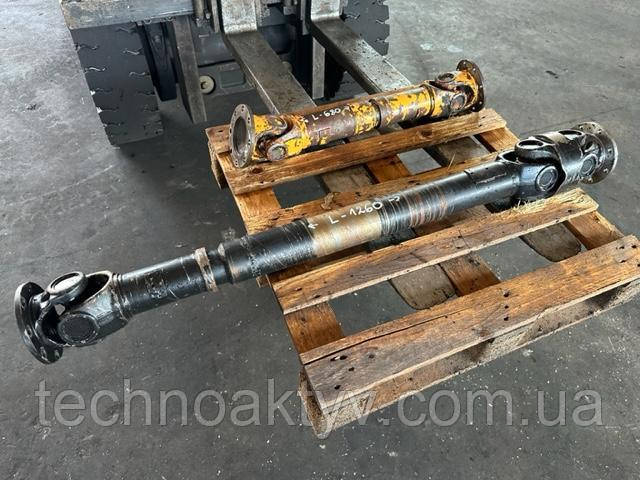 LIEBHERR L 541 Вал