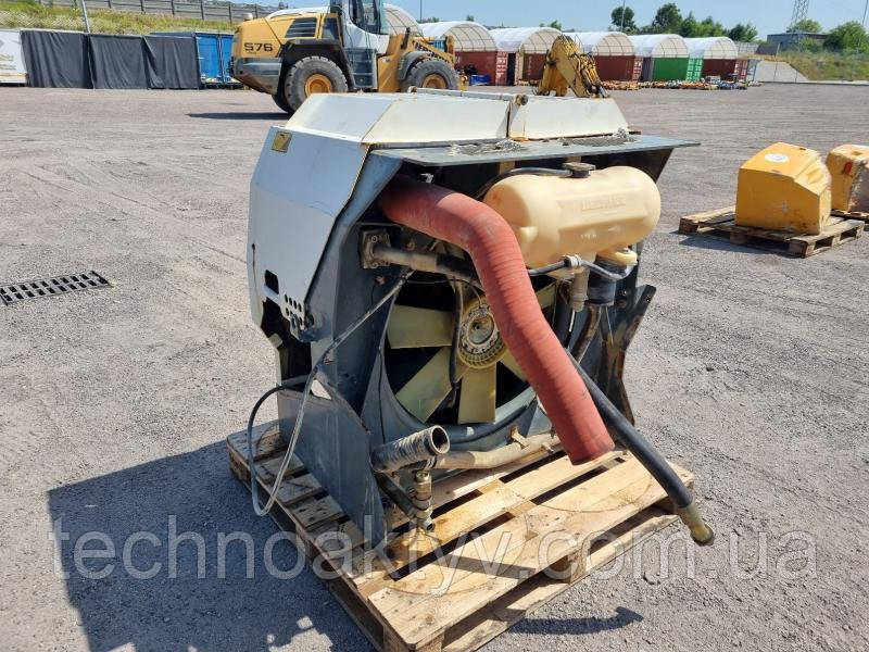 LIEBHERR L 554 Радіатор охолодження