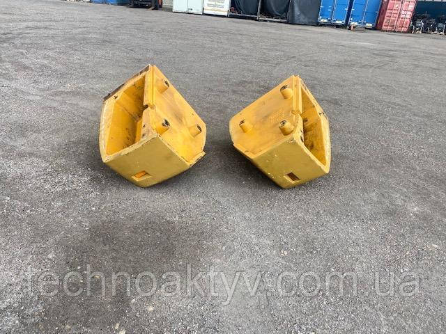 LIEBHERR L 574 Баласт противаги