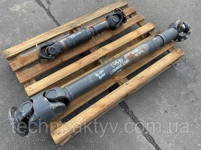 LIEBHERR L 580 Привідний вал