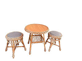Комплект дачної плетених меблів з табуретками