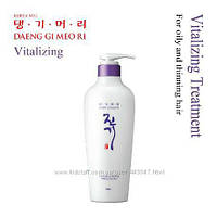 Регенерирующий кондиционер Daeng Gi Meo Ri Vitalizing Conditioner Treatmen 300 мл