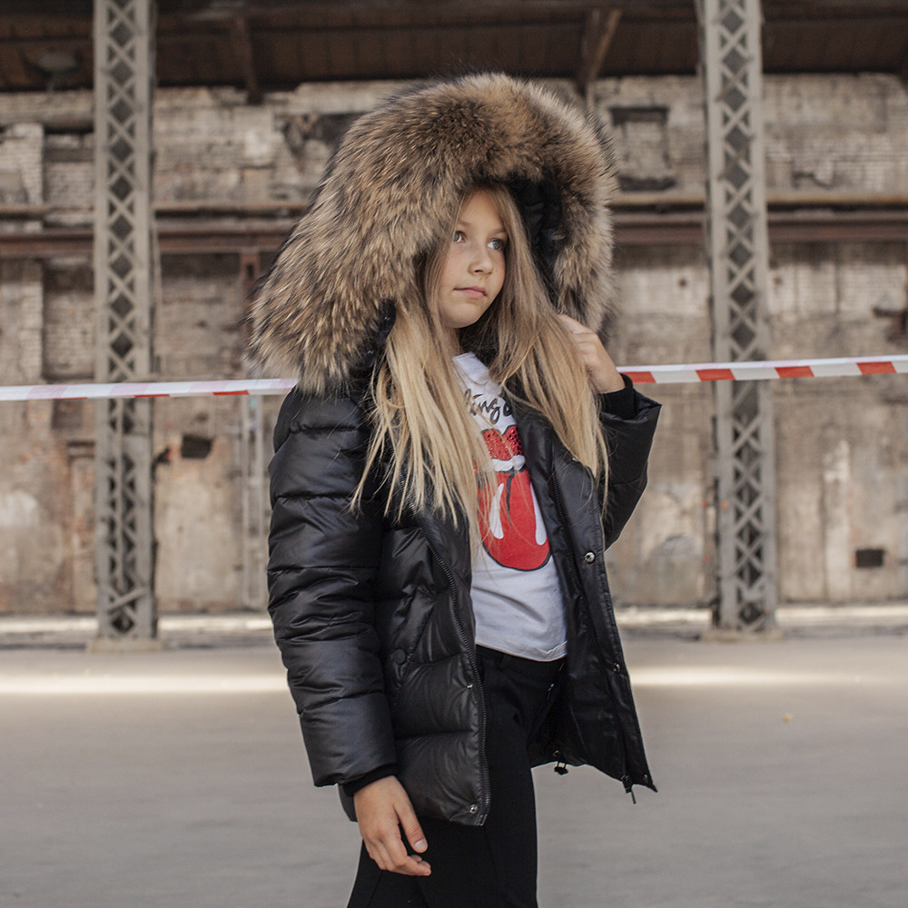 Дитяча зимова куртка з натуральної опушки чорного кольору на дівчинку 86 см
