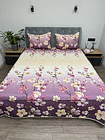 Покрывало на кровать стеганное с цветочным принтом фиолетового цвета размер 210*230 см с наволочками 50*70 см