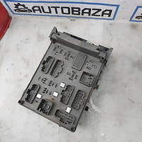 Блок запобіжників Renault Laguna 2 8200148809, 8200004201-E, 8200004201, 518095401 8200171868 х216