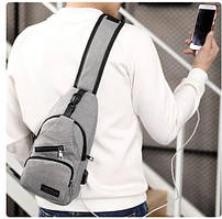 Нагрудна сумка з USB-зарядкою. Чоловіча багатофункціональна регульованим плечовим ременем. барсетка