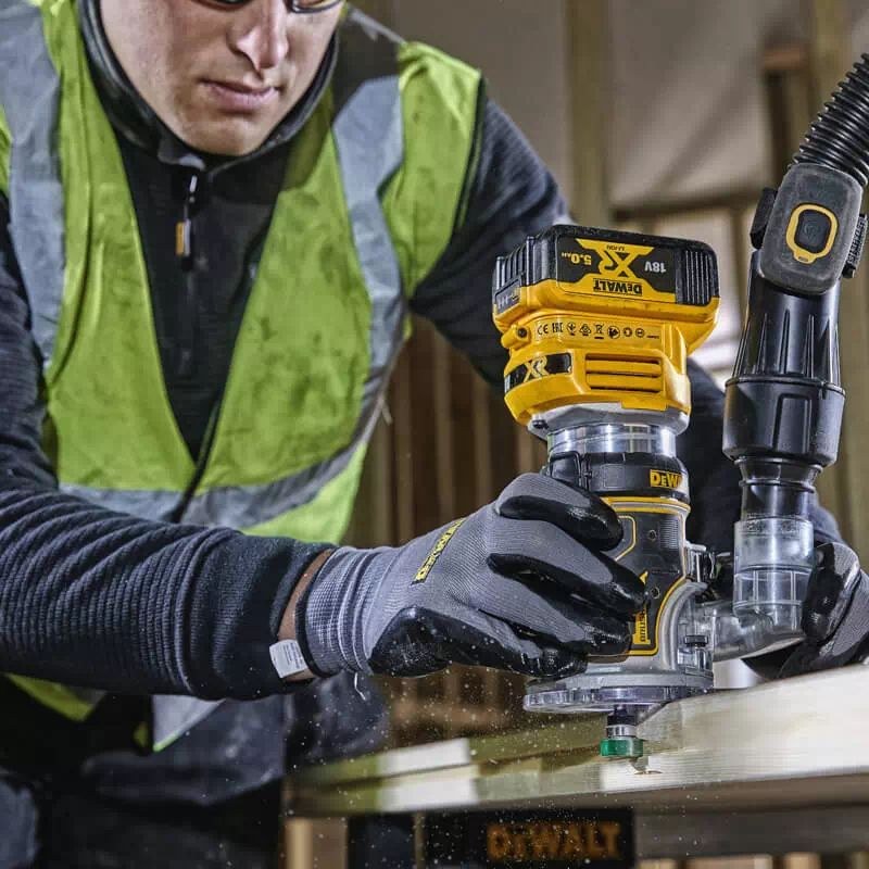 Профессиональный фрезер аккумуляторный бесщёточный DeWALT DCW604NT : Li-Ion 18 В, 25500 об/мин, без АКБ - фото 7 - id-p1893850019