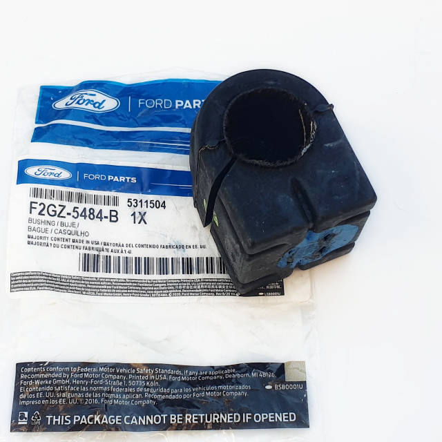 Втулка оригінальна переднього стабілізатора Ford Edge 2.7