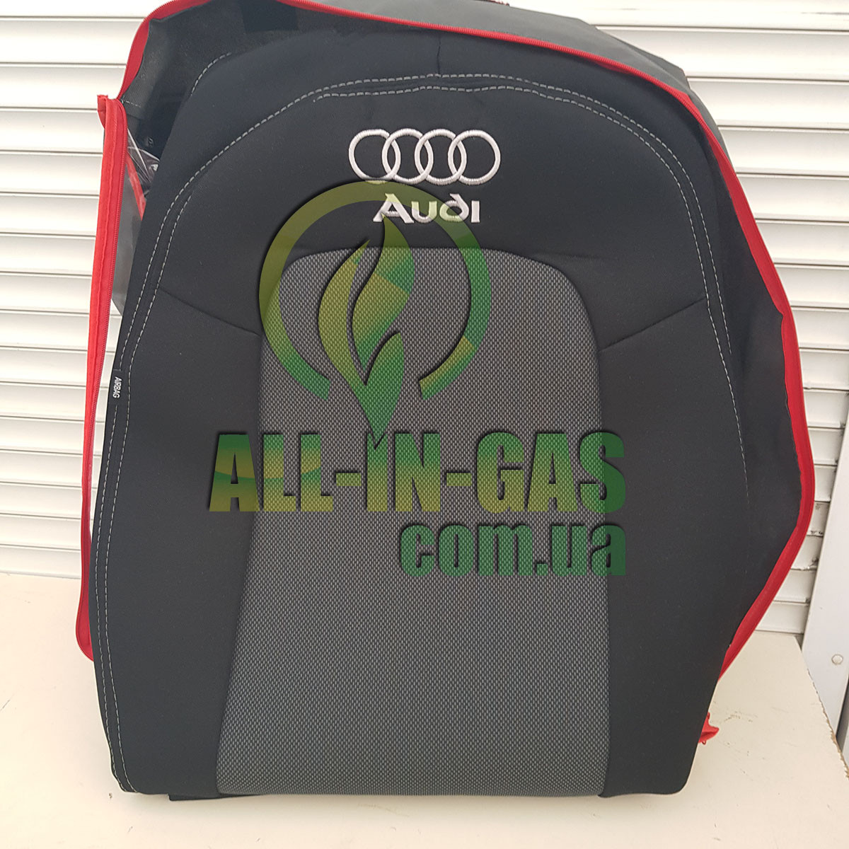 Автомобільні чохли на Audi A4 (B9) 2015- (універсал) Recaro V2 Favorite, фото 1