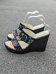 STTOPA Розмір 39-25 см. Шльопанці шкіряні. Танкетка 10 см. 126-39-102 Чорні