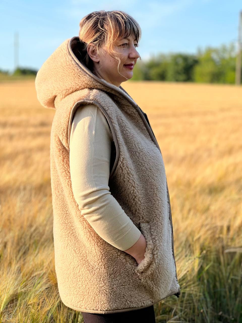 Жилетка з овчини з капюшоном, Безрукавка з овечої вовни з капюшоном ...