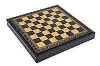 Шахматная доска материал экокожа, размер 35 x 35 см. Цвет черны, золотистый