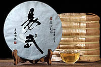 Шен Пуєр зелений чай Ер Цзин Лун «Іу Чжень Шань» 357 грам