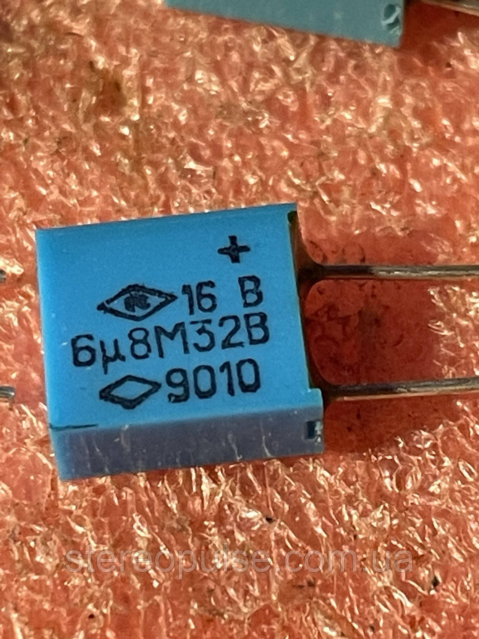 Конденсатор К53 - 16В 6.8мкФ - 32В 10%, фото 1