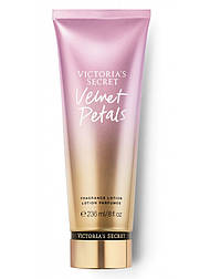 Лосьон для тела VS  Velvet Petals Fragrance Lotion 236 мл