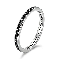 Серебряное кольцо со вставками кубического циркония