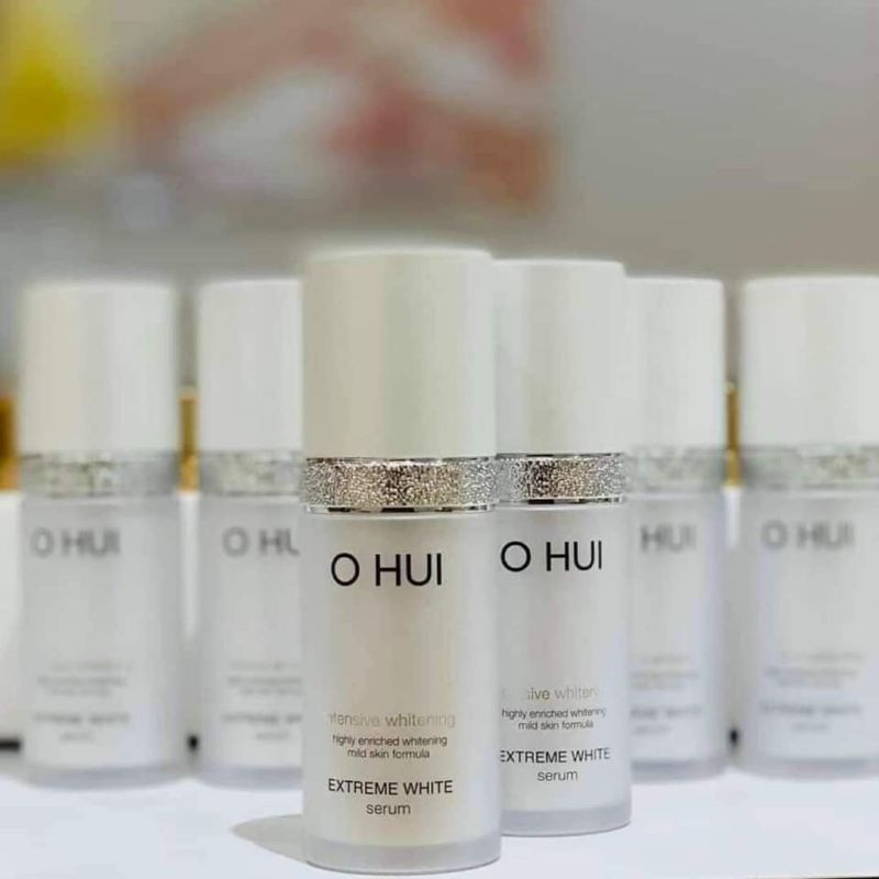 Антивікова сироватка для обличчя з вибілювальним ефектом O'HUI EXTREME WHITE SERUM 20ml