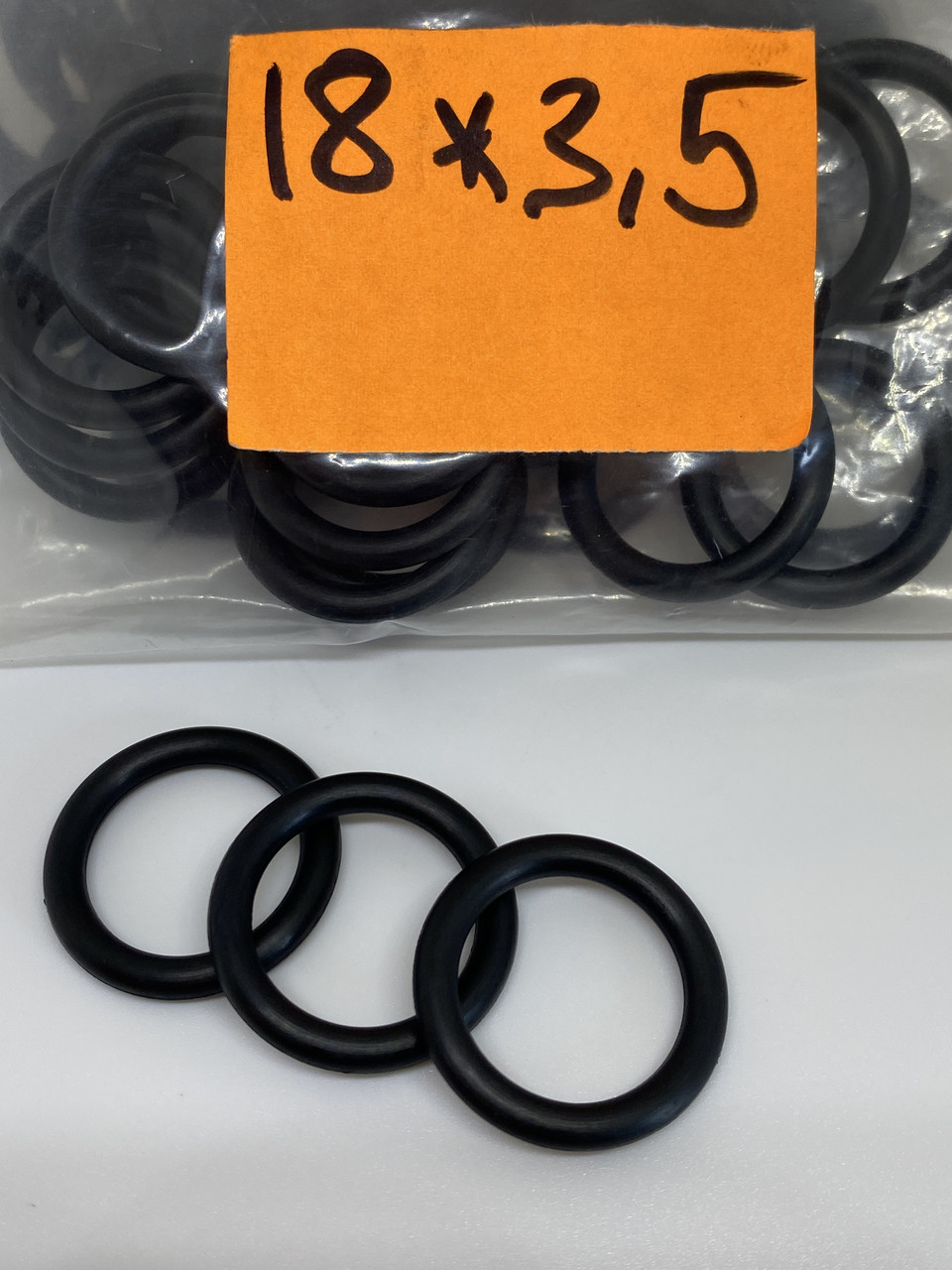 Гумове кільце O-Ring NBR70 18*3.5, фото 1