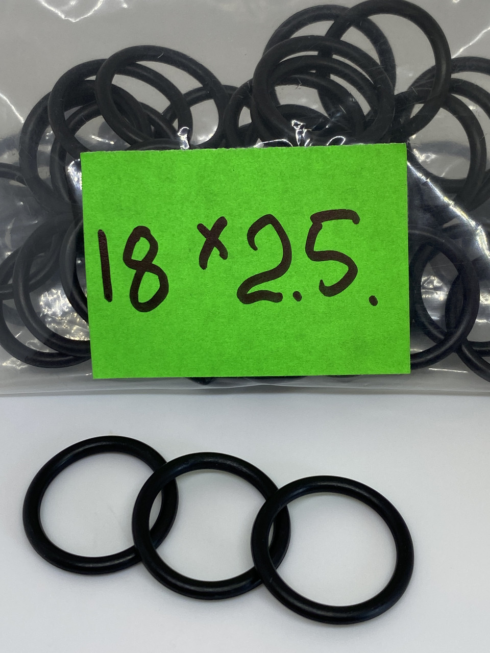 Гумове кільце O-Ring NBR70 18*2.5, фото 1