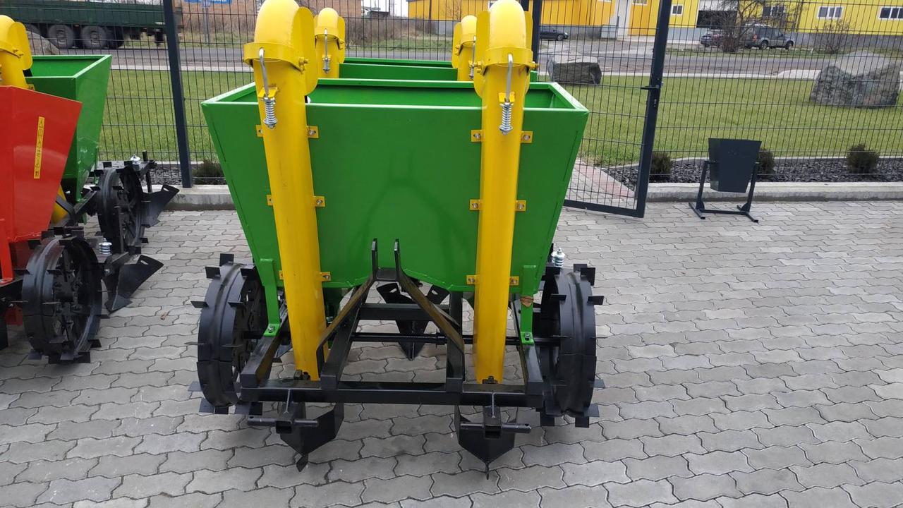 Картоплесаджалка двохрядна Bomet (Бомет) до мінітрактора