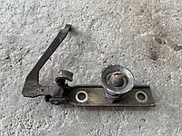 Замок капота верхний Volkswagen LT 1995-2006 2D0823507