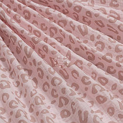 Двошаровий жатий муслін "Дрібний леопард на світло-рожевому тлі", ширина 135 см