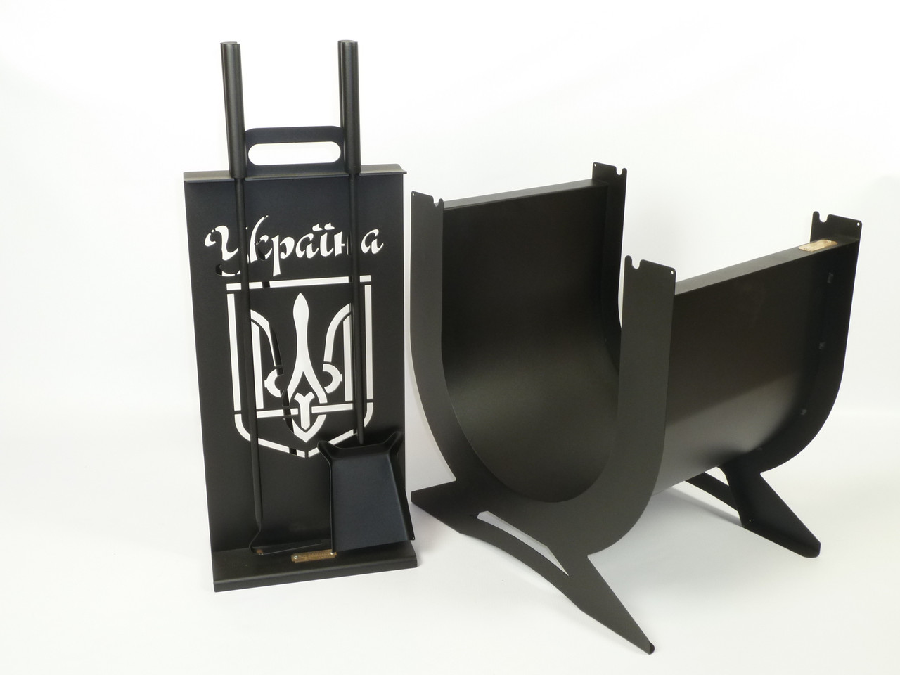 Набір для каміна Ferrum "Україна" з корзиною для дров "Зевс"