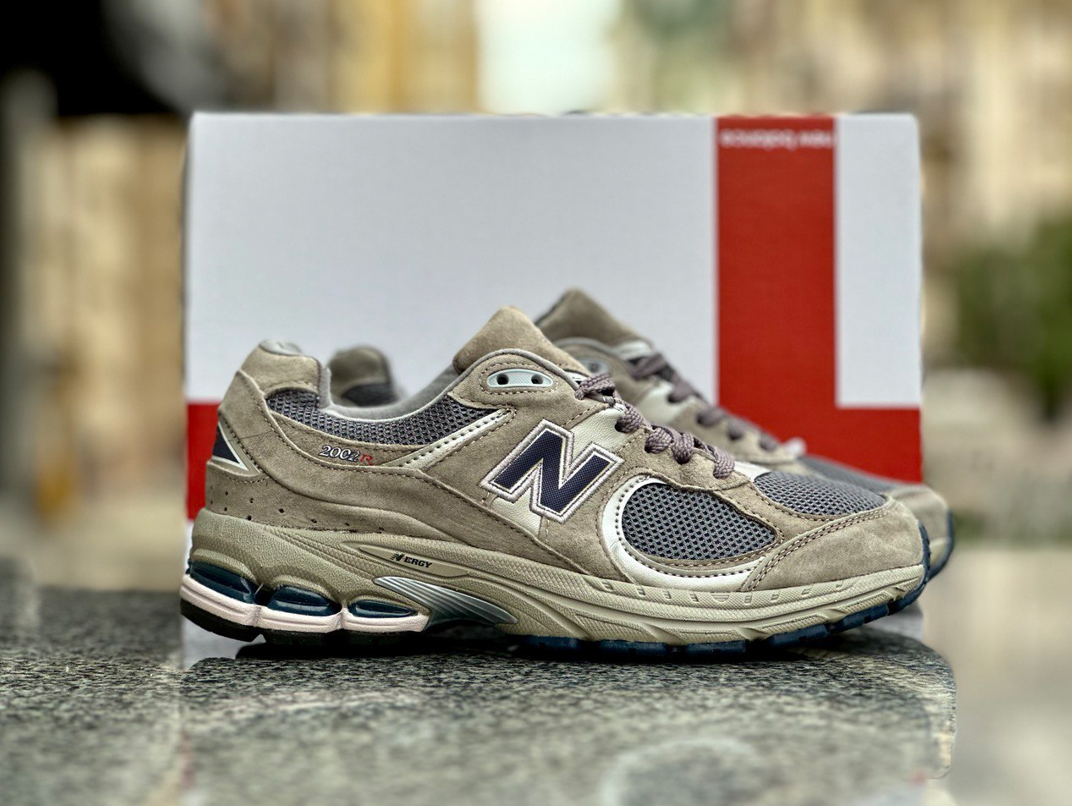 Чоловічі кросівки New Balance 2002R grey сірі Нью Баланс весна осінь