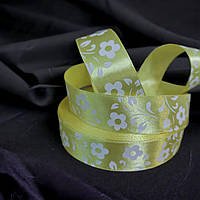 Стрічка атласна 2.5 см. Жовта з квітами (за 1 метр)