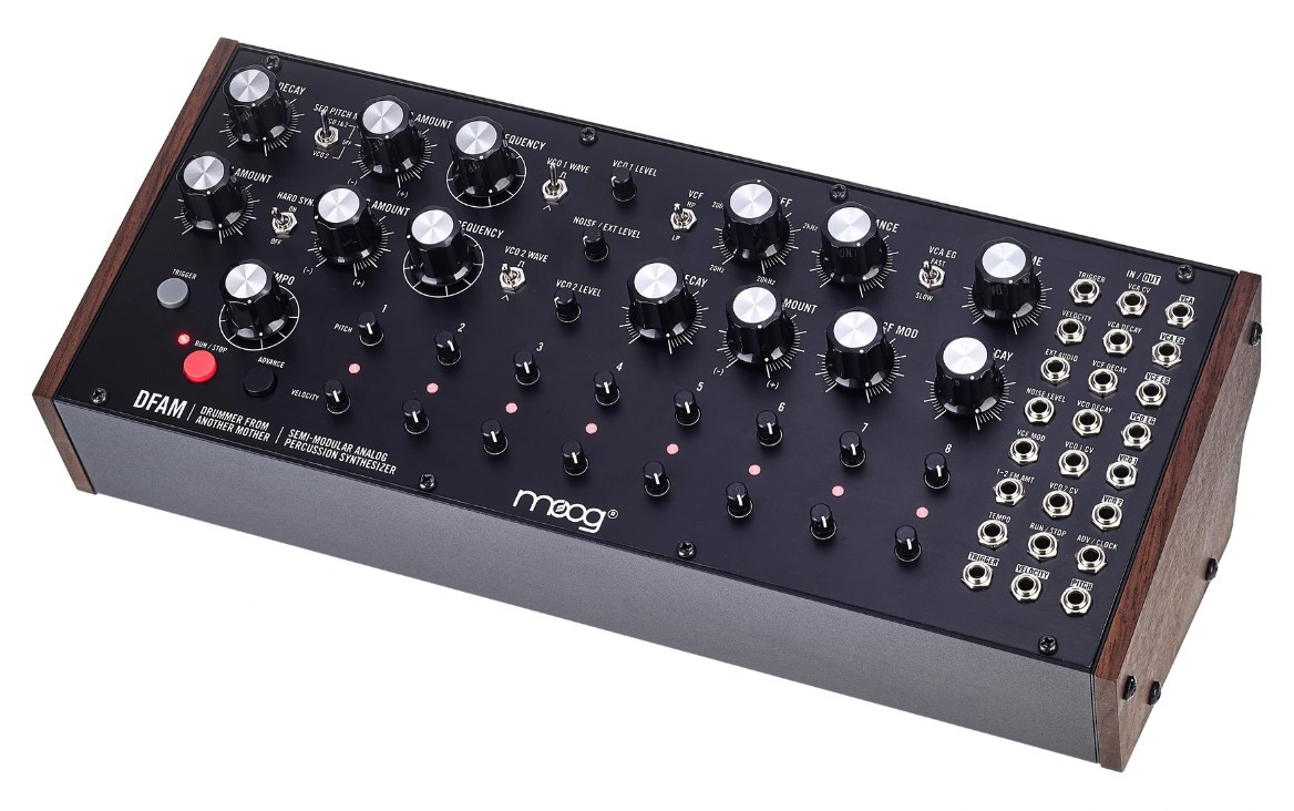 Аналоговий синтезатор MOOG DFAM, фото 1