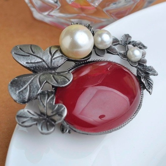 Брошка з червоним каменем жіноча "Леді", фото 1