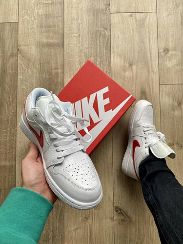 Nike air jordan 1 low university red 2025