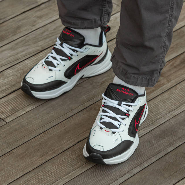 Nike air monarch pl hot sale