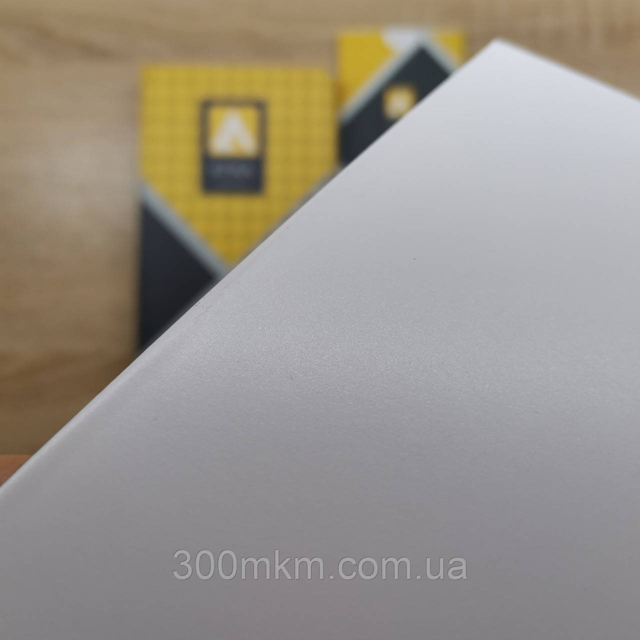 Білий порошковий фарба мат Ral 9003 для зовнішніх робіт по металу з сталі, на кольоровий оцинкований метал