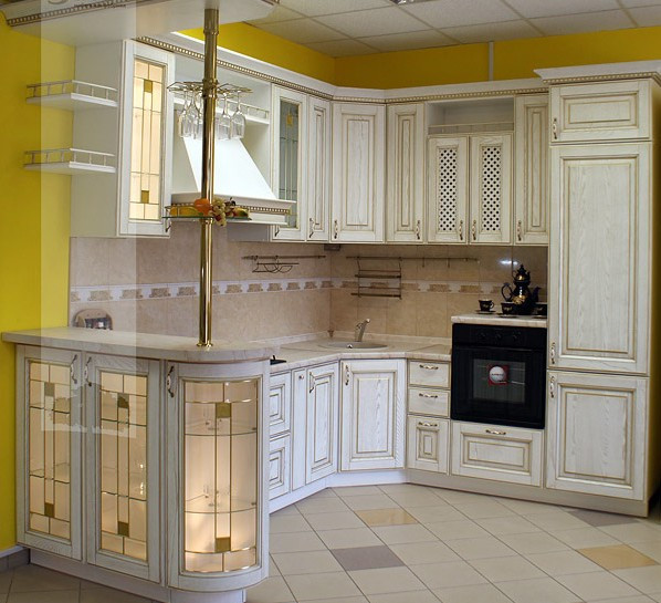 Кухни с фасадами из натурального дерева в Киеве, цены, фото, цена 6500 ...